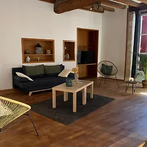 Appartement Atypique, Châteauneuf-de-Gadagne