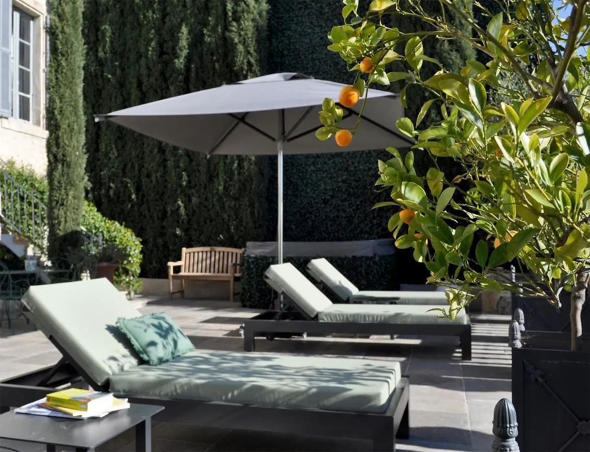 Bed & Breakfast Le Petit Chateau Chateauneuf-de-Gadagne