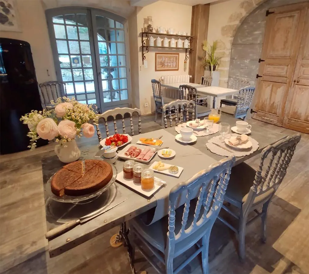 Bed & Breakfast Le Petit Chateau Chateauneuf-de-Gadagne